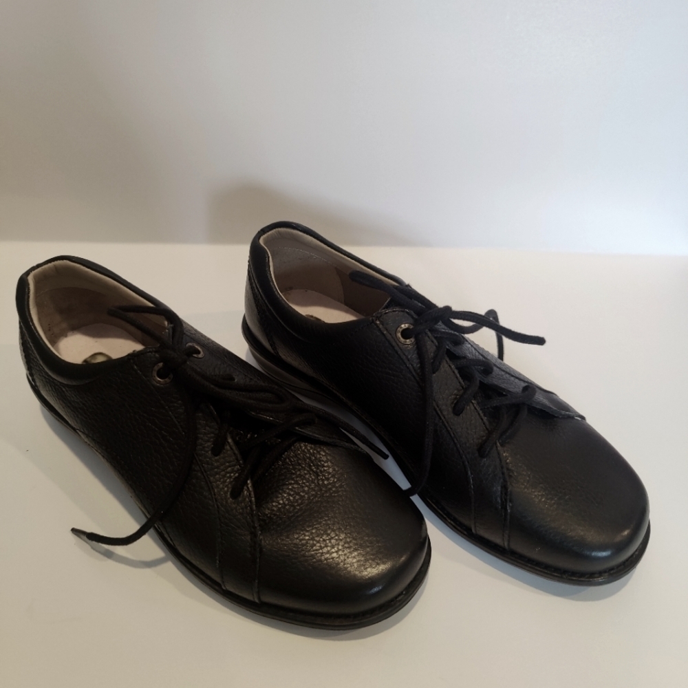 Red Wing 4174 Victoria Black Leather Shoes